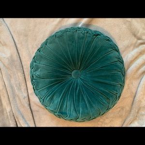 Like New Urban Outfitters Round Throw Pillow